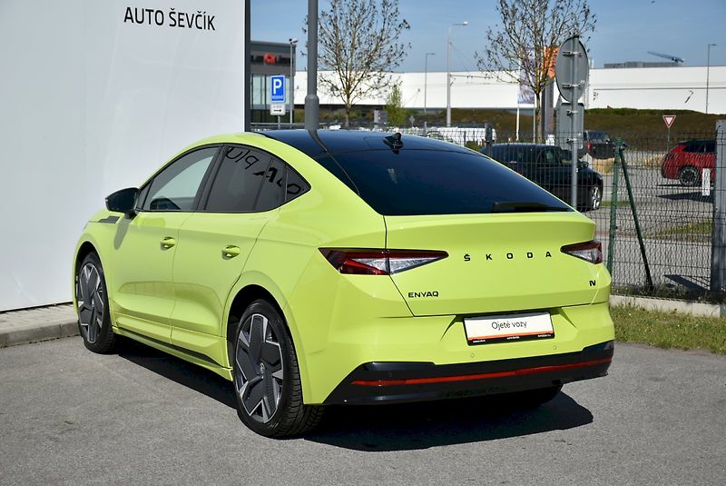Škoda Enyaq (2023) RS 80 220 kW 4x4 - fotka 11 z 34
