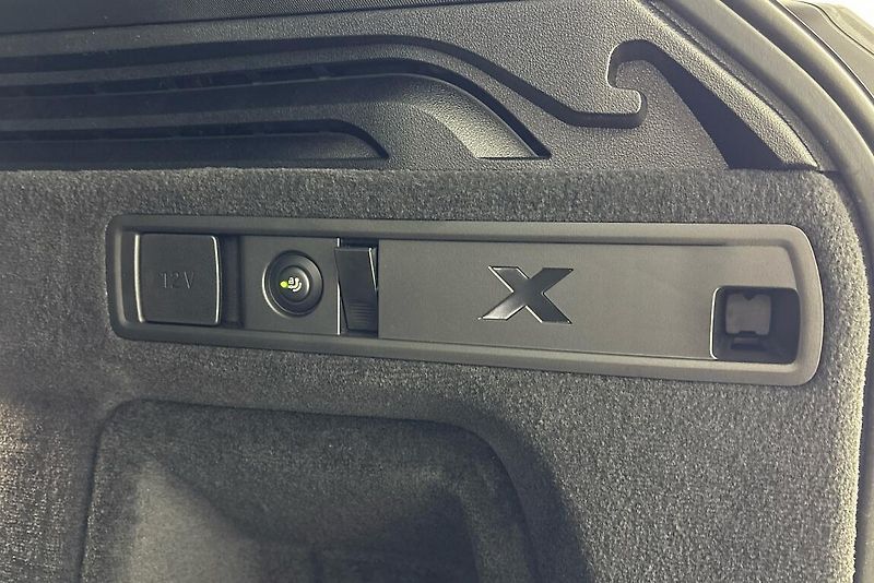 BMW X5 xDrive40d - fotka 8 z 22