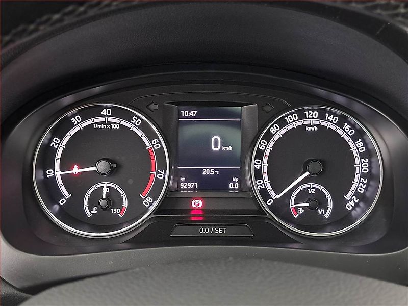 Škoda Rapid (2017) Spaceback 1.2 TSI, Serv.kniha - fotka 11 z 19