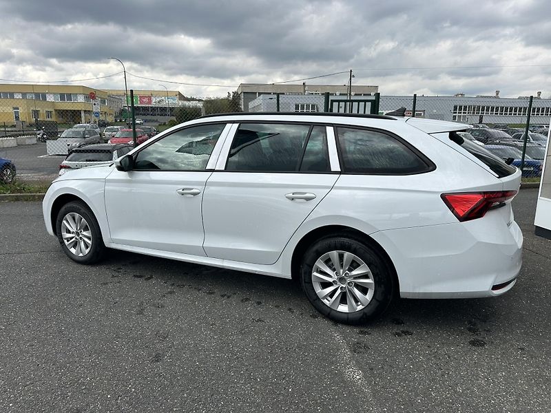 Škoda Octavia SELECTION + dovýbava *282 - fotka 4 z 13