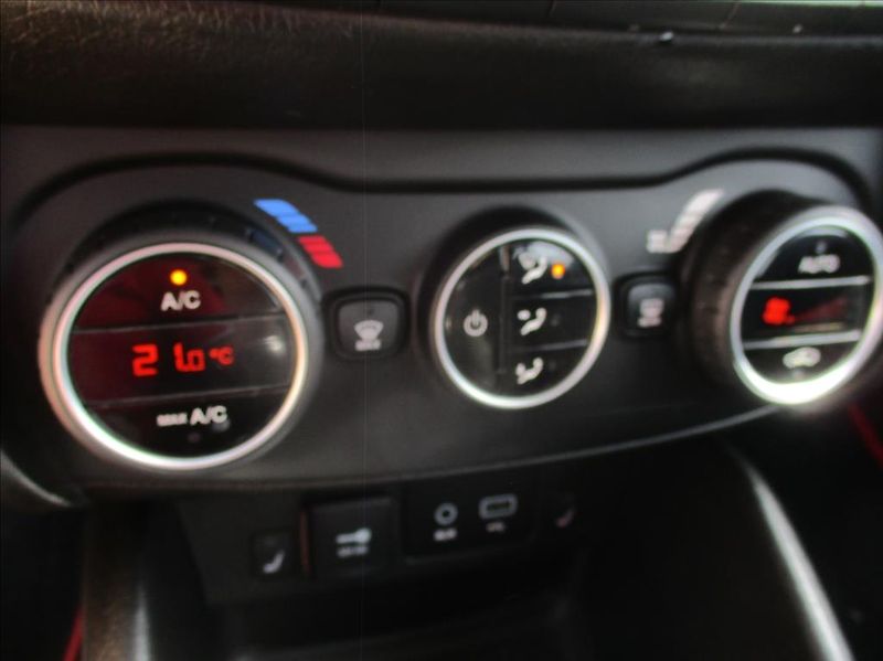 Fiat Tipo 1,4 16V, digiklima,serviska, - fotka 13 z 28
