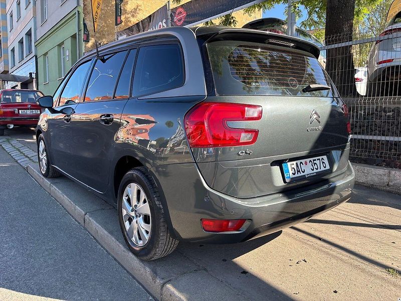 Citroën Grand C4 Picasso 1.6HDi.7MÍST.DPH.ČR.1MAJ.DPH.Z - fotka 4 z 48