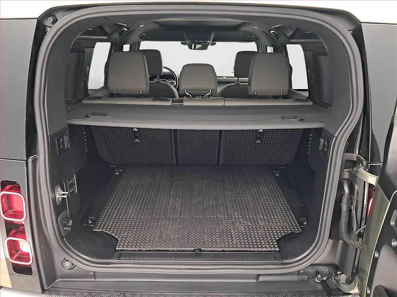 Land Rover Defender (2024) D200 AWD - fotka 14 z 20