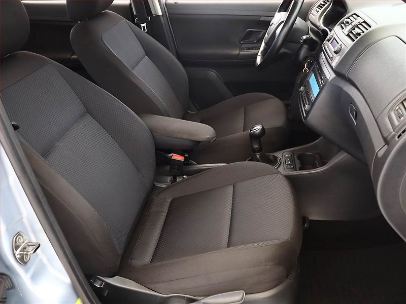 Škoda Fabia (2010) 1.2 12V, Tempomat - fotka 7 z 11