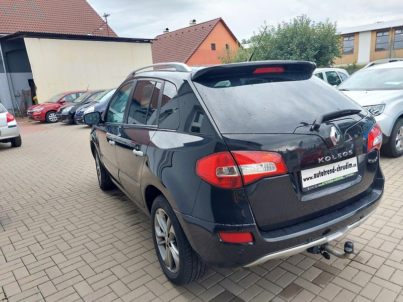 Renault Koleos (2013) Bose dCi 150 4x4 - fotka 8 z 40