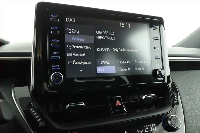 Toyota Corolla (2021) GR Sport 2.0 Hybrid - fotka 9 z 19