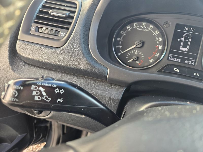 Škoda Fabia (2014) 1.6 TDI Serviska,Zimáky,TOP - fotka 11 z 29