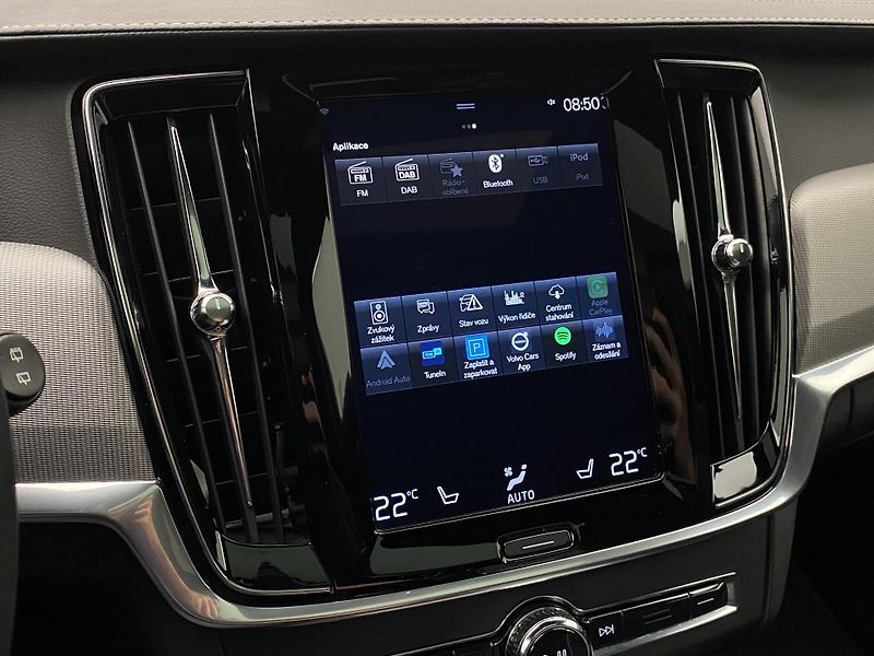 Volvo V90 D4 R-DESIGN AUT  - fotka 41 z 48