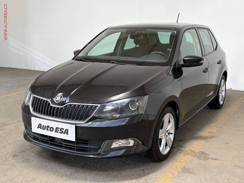 Škoda Fabia (2015) 1.2TSI, ČR - fotka 3 z 14