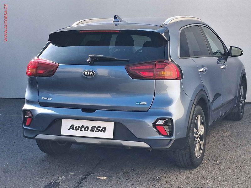Kia Niro (2021) 1.6 GDi, ČR, Exclusive, AT - fotka 4 z 18