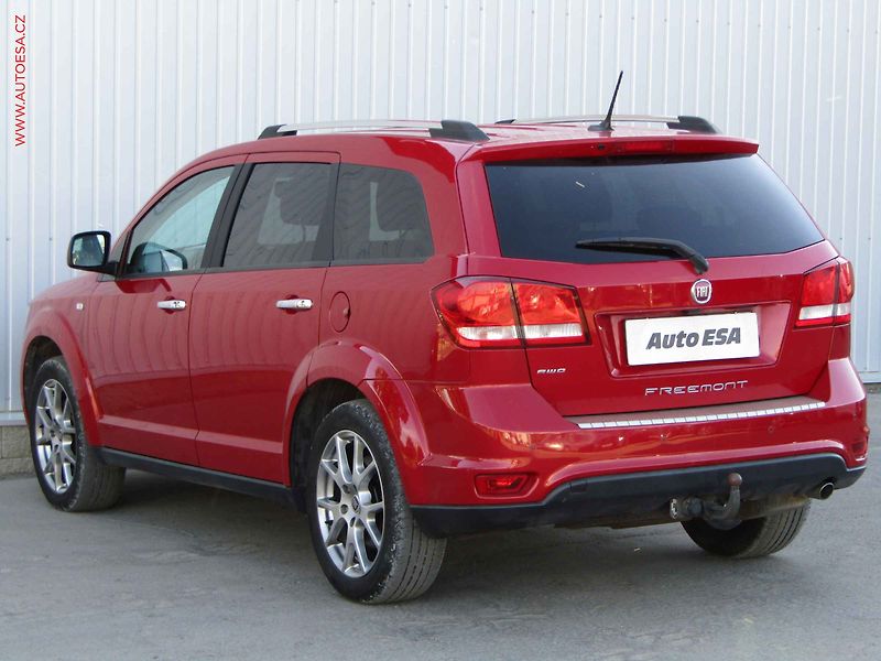 Fiat Freemont (2015) 2.0 JTD 4x4, 7míst, AT, TZ - fotka 6 z 22