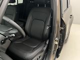 Land Rover Defender 110 D300 X-DYNAMIC SE 1. maj. - náhled 16