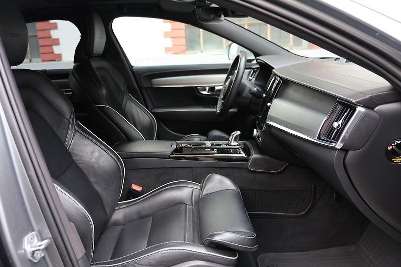 Volvo S90 (2018) T8 R-Design - fotka 10 z 26