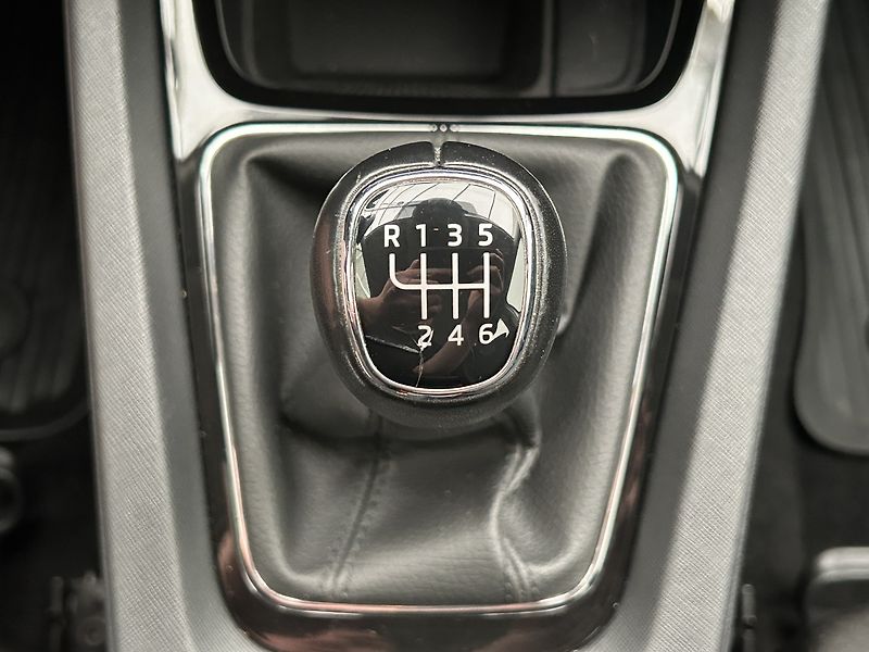 Škoda Octavia 1.5 TSI  Ambition   Plus - fotka 19 z 30