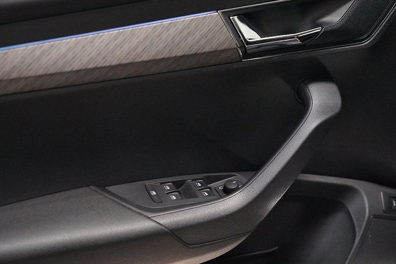 Škoda Karoq - fotka 12 z 30