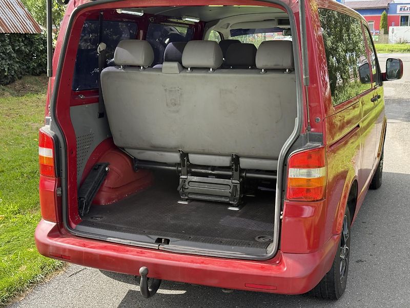 Volkswagen Transporter (2007) T5 1.9 TDi 75kw 9 míst - fotka 18 z 19