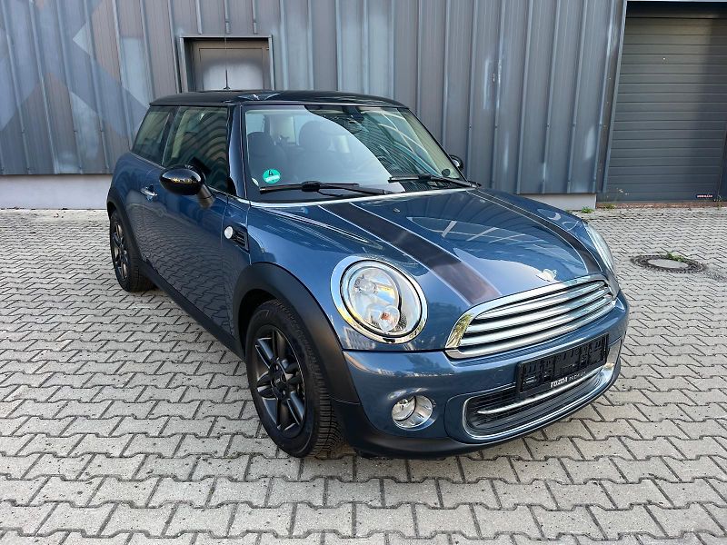 Mini Cooper 1,6 i / 90 kW / Horizon Blue  - fotka 5 z 15