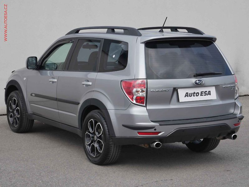 Subaru Forester (2009) 2.5XT 4x4, ČR, servis.kniha - fotka 6 z 17