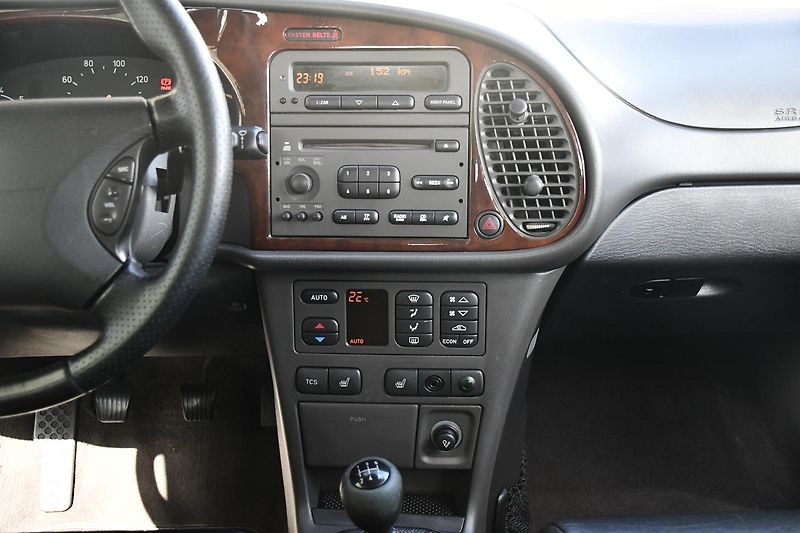 Saab 9-3 Aero TURBO VÝHŘEV TEMP - fotka 23 z 44