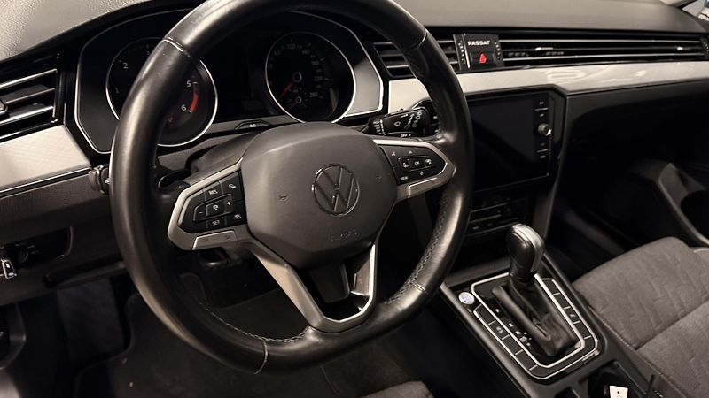 Volkswagen Passat (2023) 2.0TDI,DSG,ZÁRUKA,LED,DIESEL - fotka 26 z 60