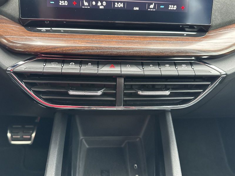 Škoda Octavia (2022) Combi 2.0 TDI 4x4 DSG Scout - fotka 23 z 35