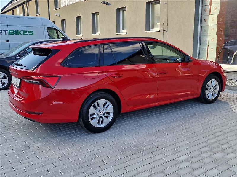 Škoda Octavia 2.0TDI DSG Ambition,ČR,1.Maj. - fotka 11 z 50