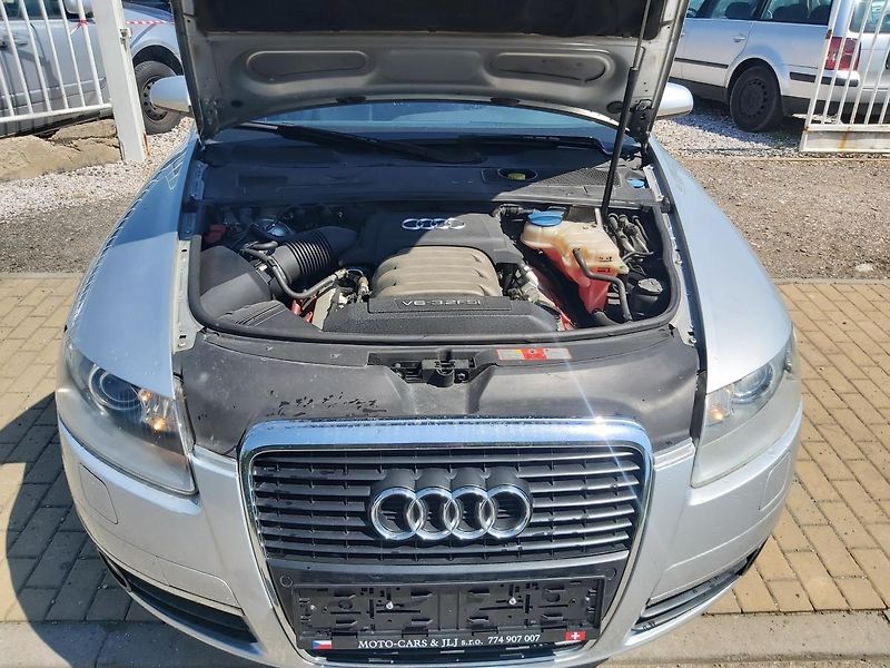 Audi A6 (2005) 3,2 Avant Quatro - fotka 35 z 36