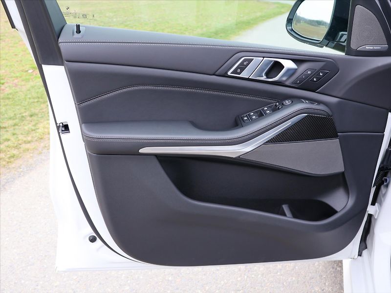 BMW X5 3,0 xDrive40d 259kW Mpacket - fotka 14 z 45