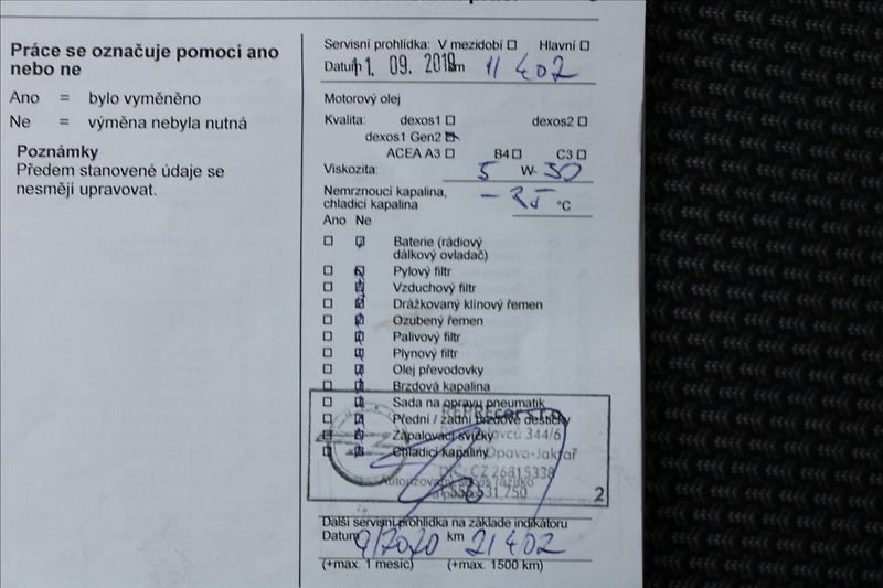 Opel Grandland X 1,2 T  ČR,1.MAJITEL,ENJOY - fotka 28 z 40