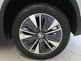 Škoda Karoq 2,0 TDI DSG Tour 1.majitel - náhled 34