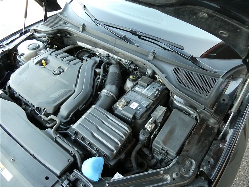 Škoda Octavia 1,5 TSi 110kW DSG 1.majitel - fotka 46 z 51