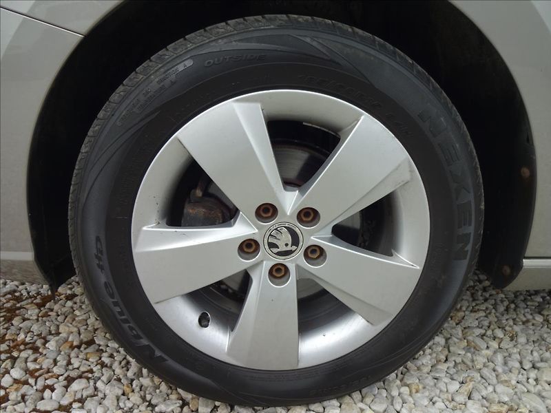 Škoda Fabia III 1.0TSI 70 kW STYLE - fotka 48 z 51