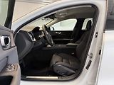 Volvo V60 (2026) B4 2.0L 197+14 HP AT7 FWD PLUS - náhled 16