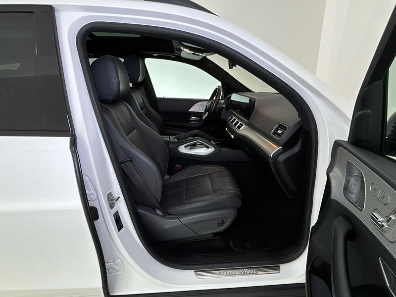 Mercedes-Benz GLE 400d 4MATIC - fotka 9 z 31