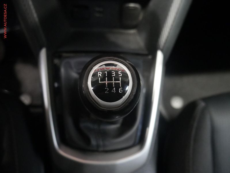 Mazda CX-3 (2016) 1.5D, LED, AC, tempo - fotka 16 z 17