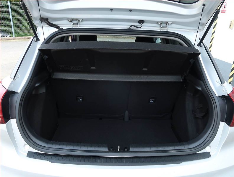 Hyundai i20 (2020) 1.2, ČR,1.maj, Serv.kniha - fotka 13 z 18