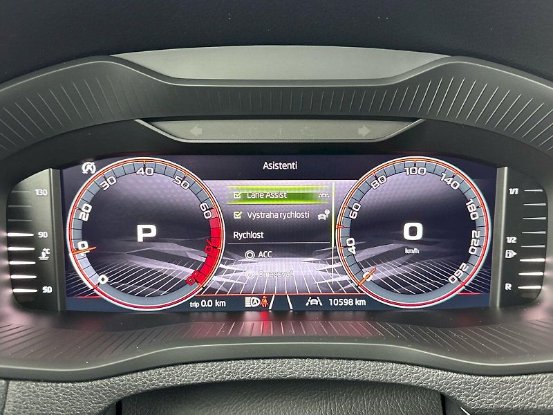 Škoda Karoq (2025) DSG 1.5TSI 110kW SportLine - fotka 10 z 36