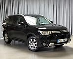 Mitsubishi Outlander (2015) 2.2D 4x4, AUTOMAT, serviska - náhled 1