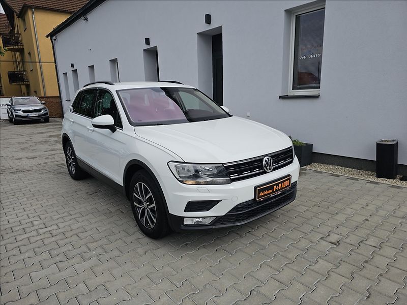 Volkswagen Tiguan 1,4 TSi 110KW COMFORTLINE - fotka 1 z 49