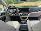 Chrysler Pacifica (2021) 3,6 Hybrid Plug Radar 360 2021 - náhled 12