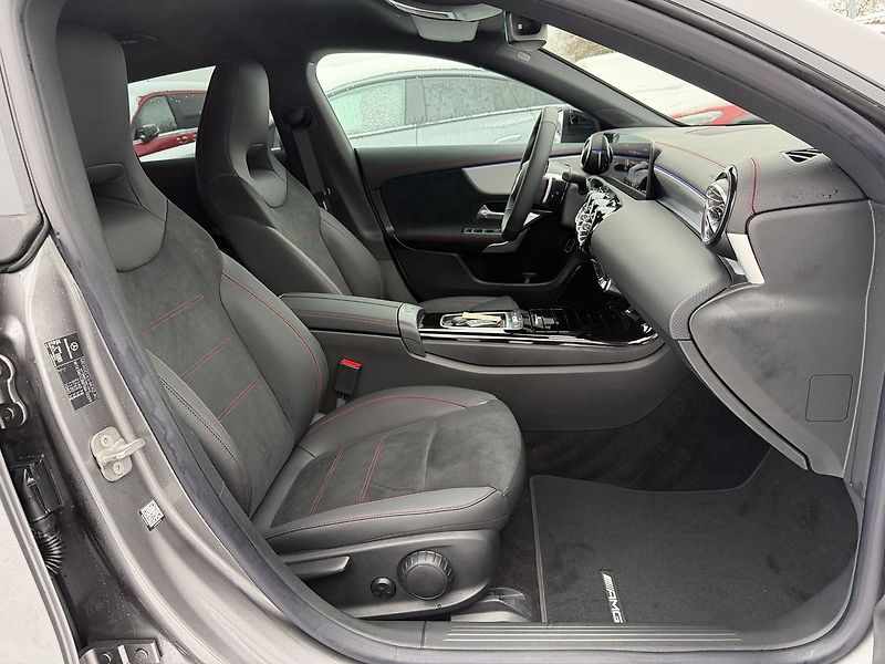 Mercedes-Benz CLA 200 d Shoot.Brake AMG Styl - fotka 10 z 31