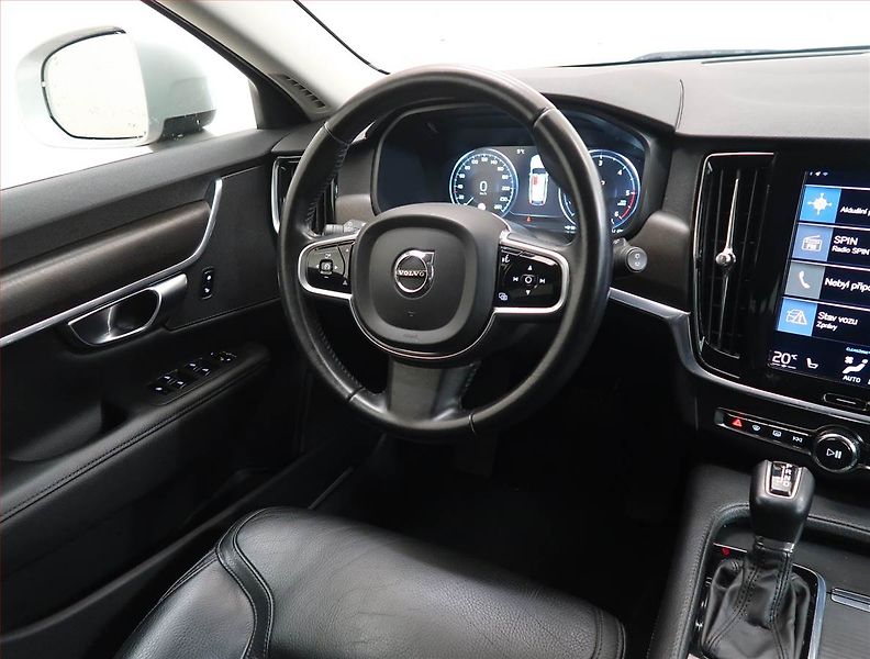 Volvo V90 (2017) Cross Country - fotka 7 z 18