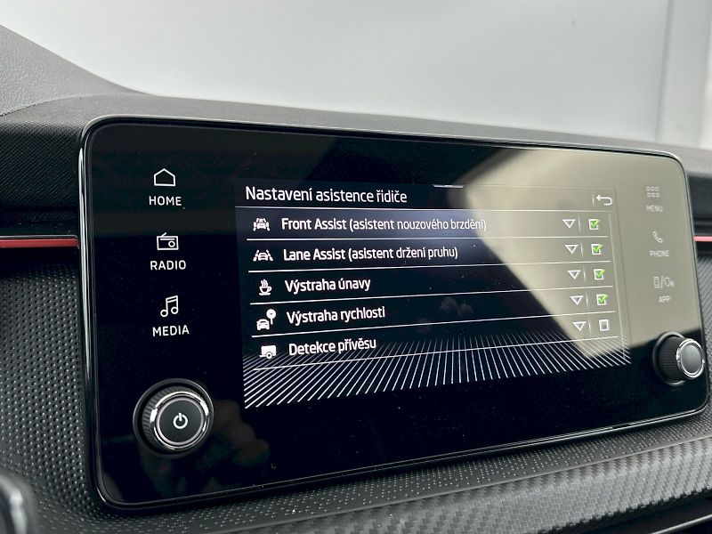 Škoda Kamiq (2025) DSG 1.0TSI 85kW Monte Carlo - fotka 13 z 33