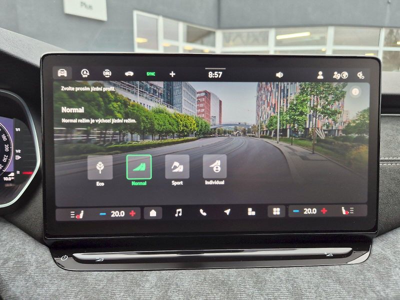 Škoda Octavia (2025) kombi 130 let Premium 1.5 TSI - fotka 25 z 35