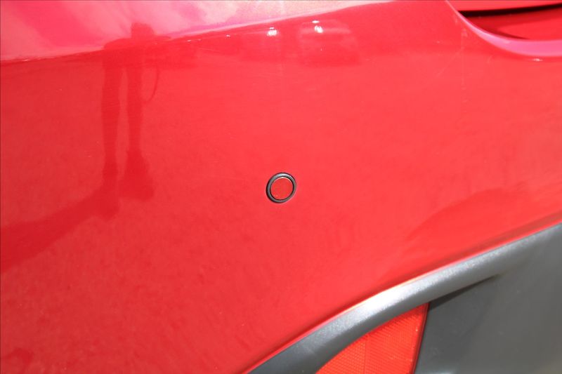 Mazda 3 2,0 i  NOVÉ V ČR,1.MAJITEL - fotka 21 z 25