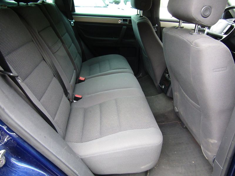 Volkswagen Touareg (2004) 2.5 TDI 128kW AUTOMAT - fotka 24 z 35