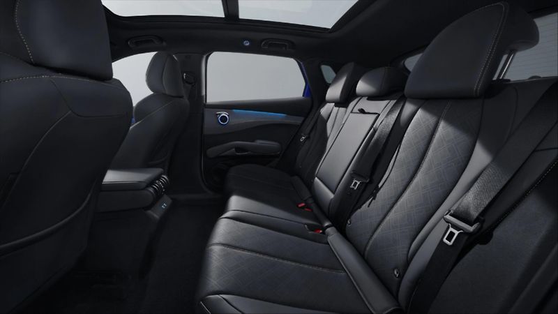 BYD ATTO 3 EVO (2026) EVO 330 kW Excellence - fotka 5 z 6