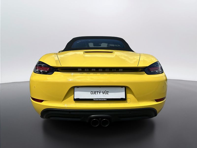 Porsche Boxster 718 - fotka 4 z 30