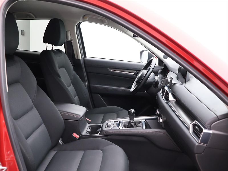 Mazda CX-5 2,0 SKYACTIV 121KW AWD REVOLUT - fotka 12 z 30
