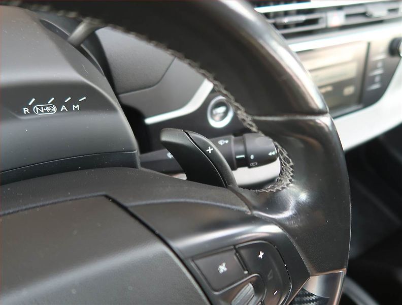 Citroën C4 Picasso (2014) 1.6 HDi, Automat, 7 míst - fotka 21 z 23